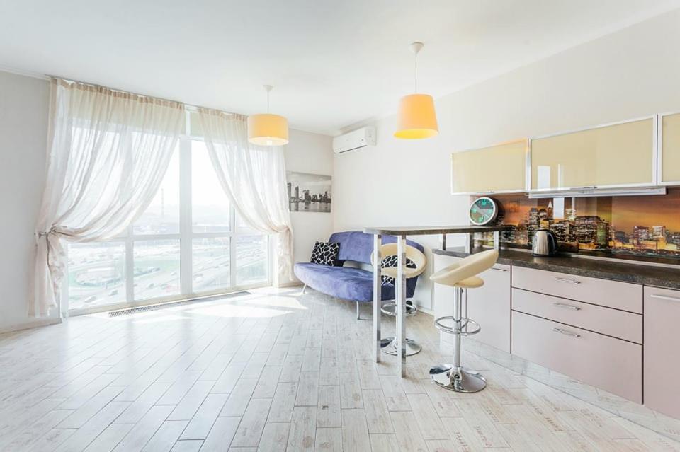 Панорамный Вид 15 Этаж. Набережная Днепра Kyiv Exterior foto